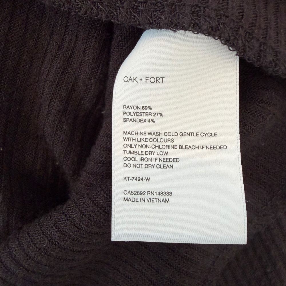 OAK + FORT Black Ribbed Cropped Cardigan - Size Medium - Picture 4 of 4